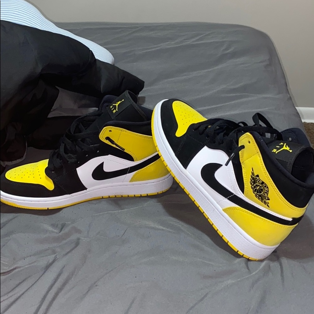 Jordan 1 Yellow Toe.